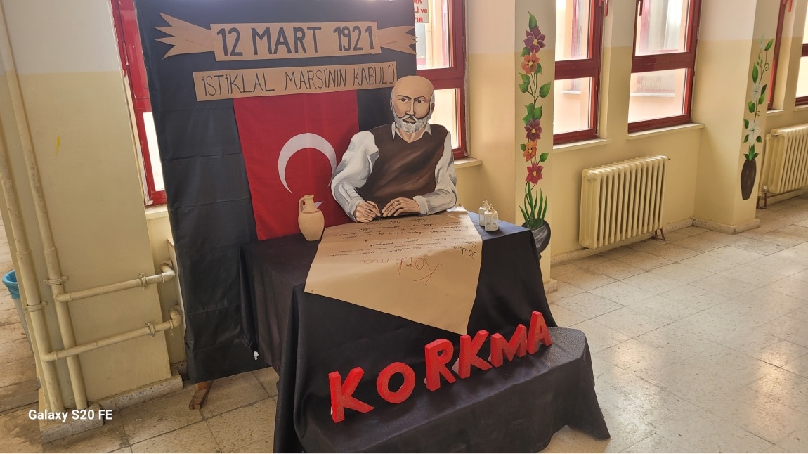 12 MART İSTİKLAL MARŞI'NIN KABULÜ VE MEHMET AKİF ERSOY'U ANMA GÜNÜ PROGRAMI GERÇEKLEŞTİRİLDİ.